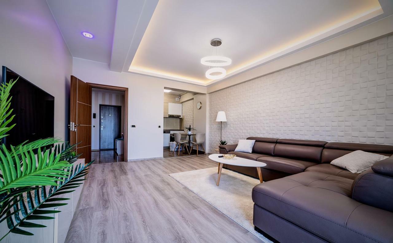 Appartement Penthouse Chic By Landev à Braşov Extérieur photo