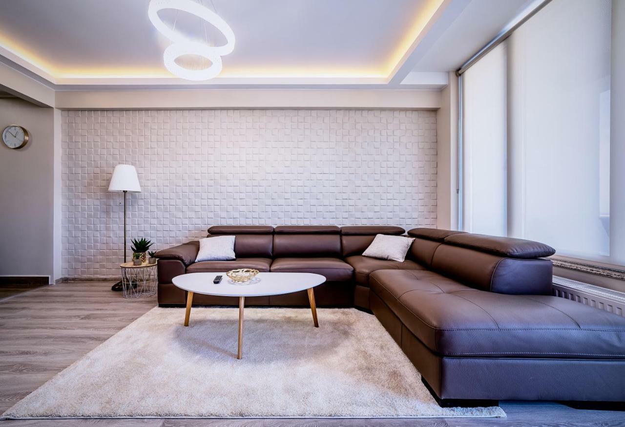 Appartement Penthouse Chic By Landev à Braşov Extérieur photo